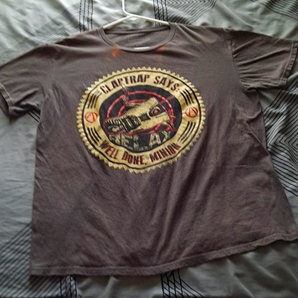 Grey claptrap t-shirt